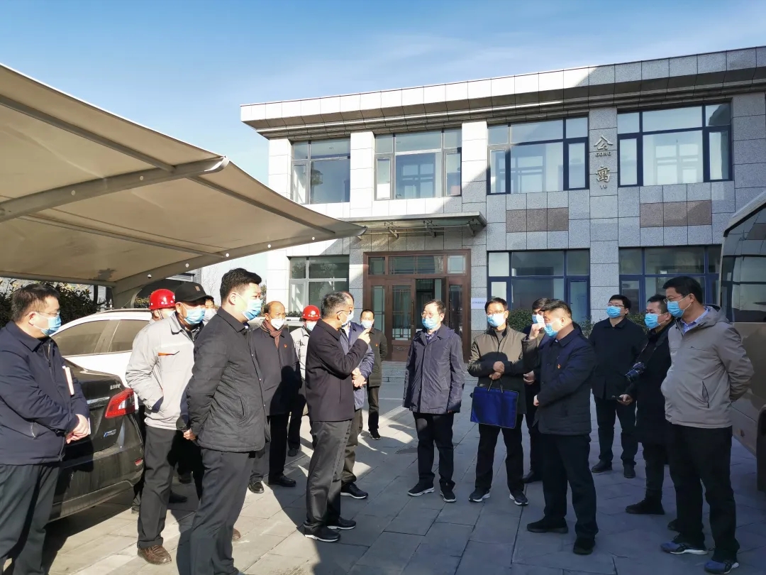 新密市委副書記、市長(zhǎng)張紅偉一行蒞臨鄭州建信指導(dǎo)企業(yè)復(fù)工和疫情防控工作